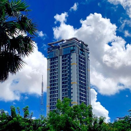The View Serviced Residence 豪景日式酒店公寓 Phnompen Kültér fotó